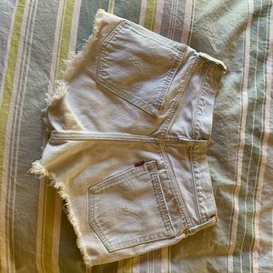 Band new Levi’s high waisted shorts